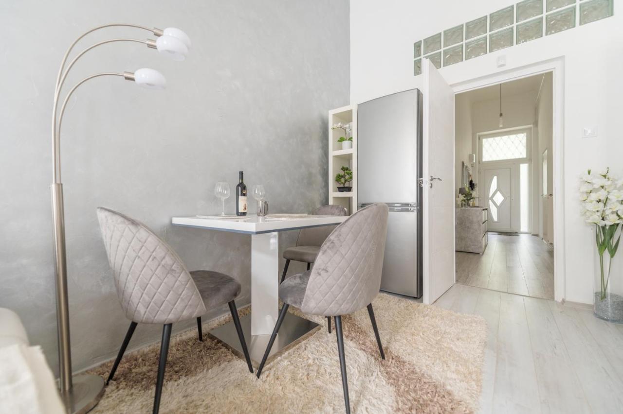 בודפשט Downtown Gem Aircond Close To Heroes' Square מראה חיצוני תמונה